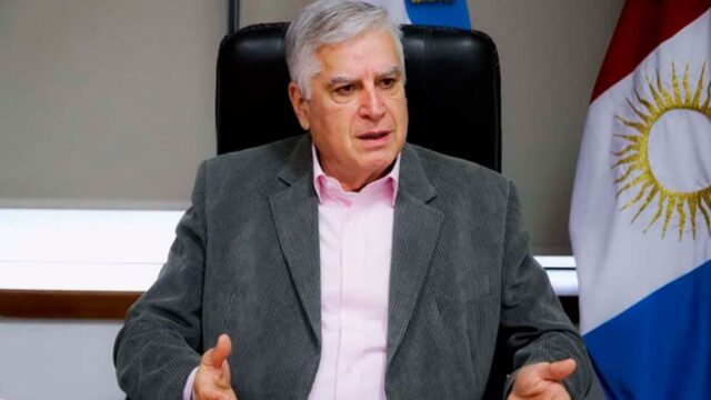 carlos-gutierrez